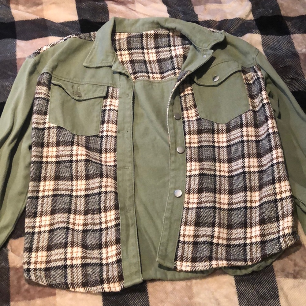 Light weight jacket